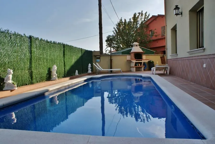 הוילה קלנג'ה Casa Yolanda 0*,  ספרד